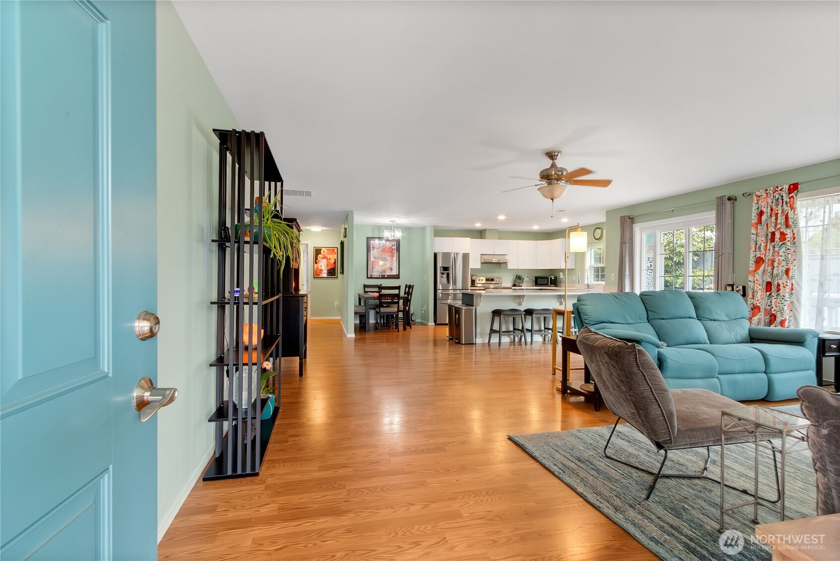 12614 Naomilawn Drive SW, Lakewood, WA 98498