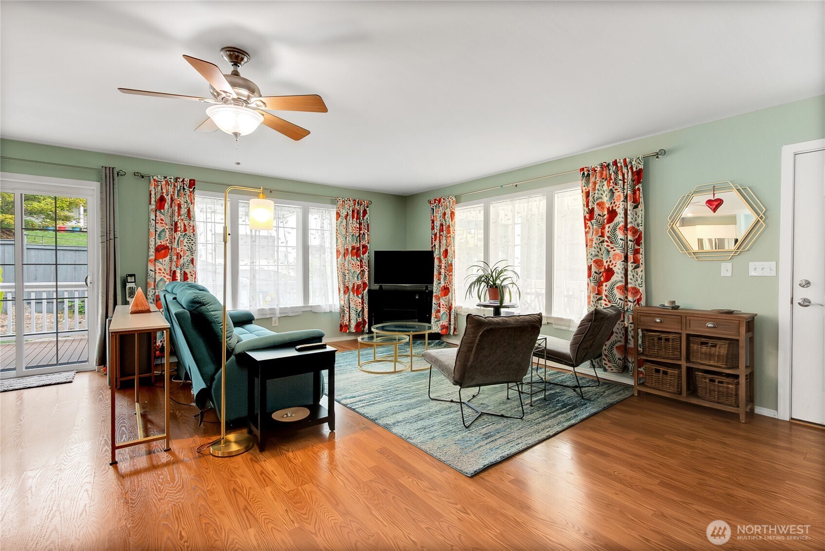 12614 Naomilawn Drive SW, Lakewood, WA 98498