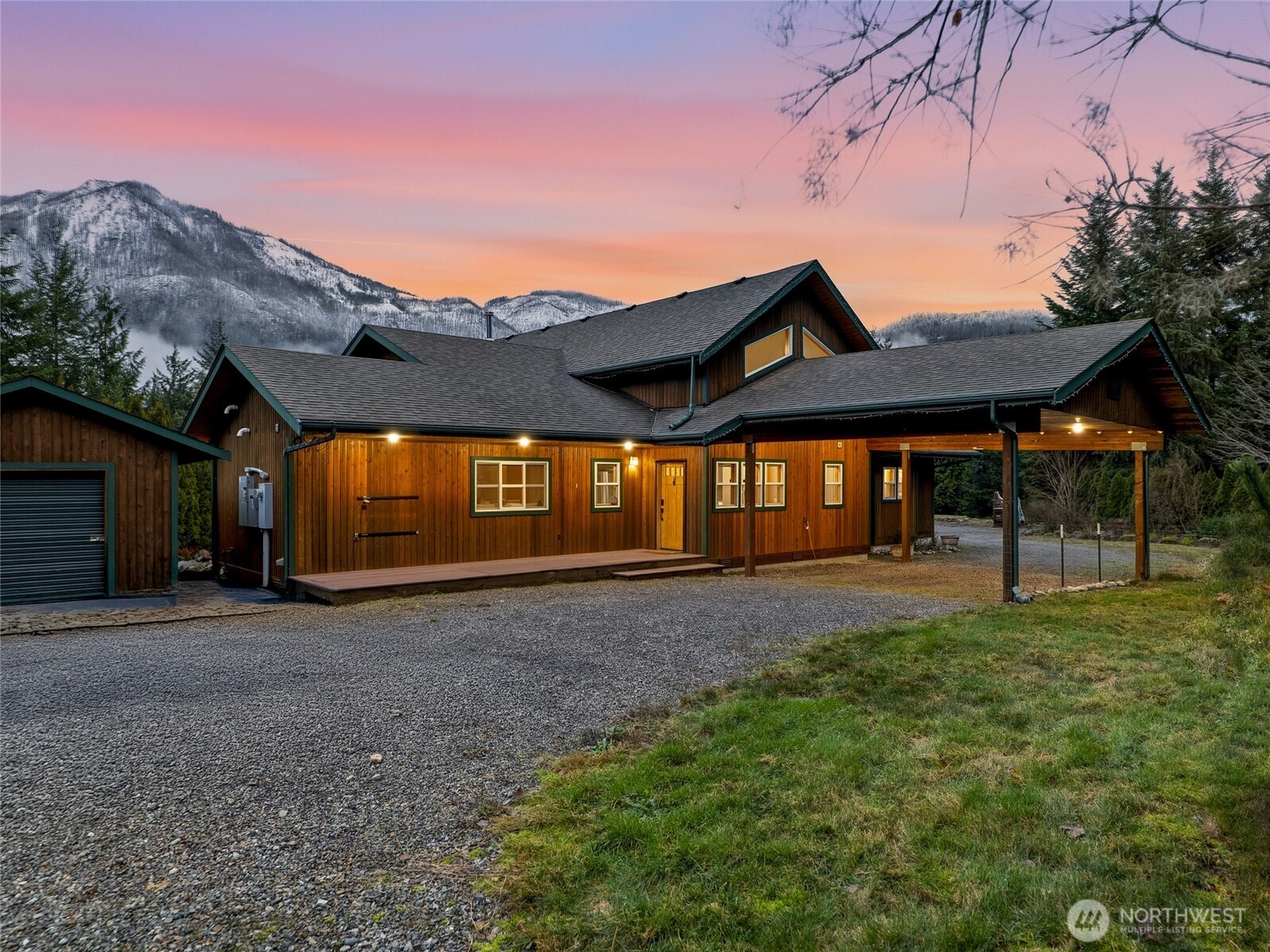 69506 NE Money Creek Road , Skykomish, WA 98288