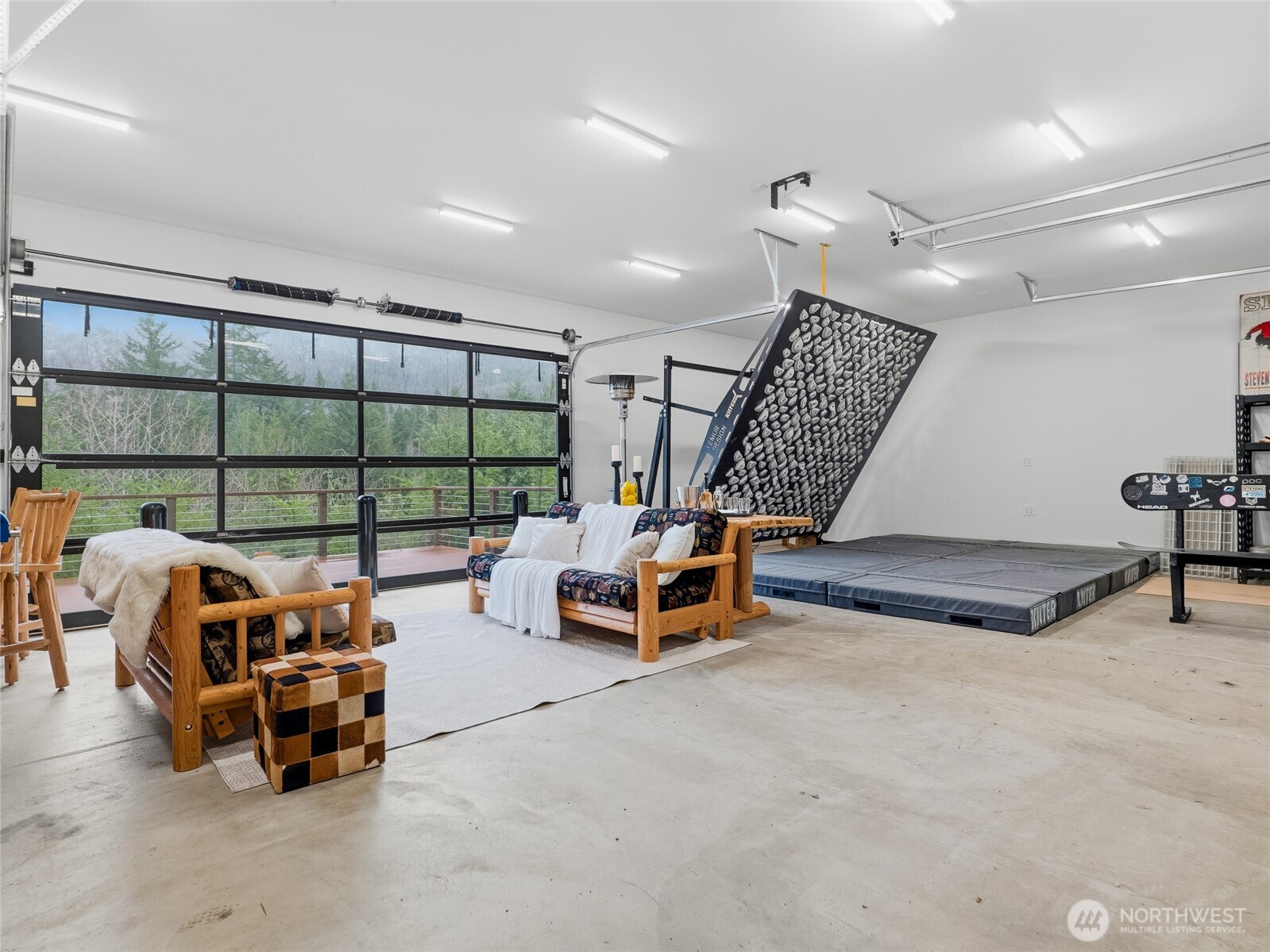 69506 NE Money Creek Road , Skykomish, WA 98288