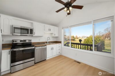 7918 W Golf Course Drive , Blaine, WA 98230 - Photo 7