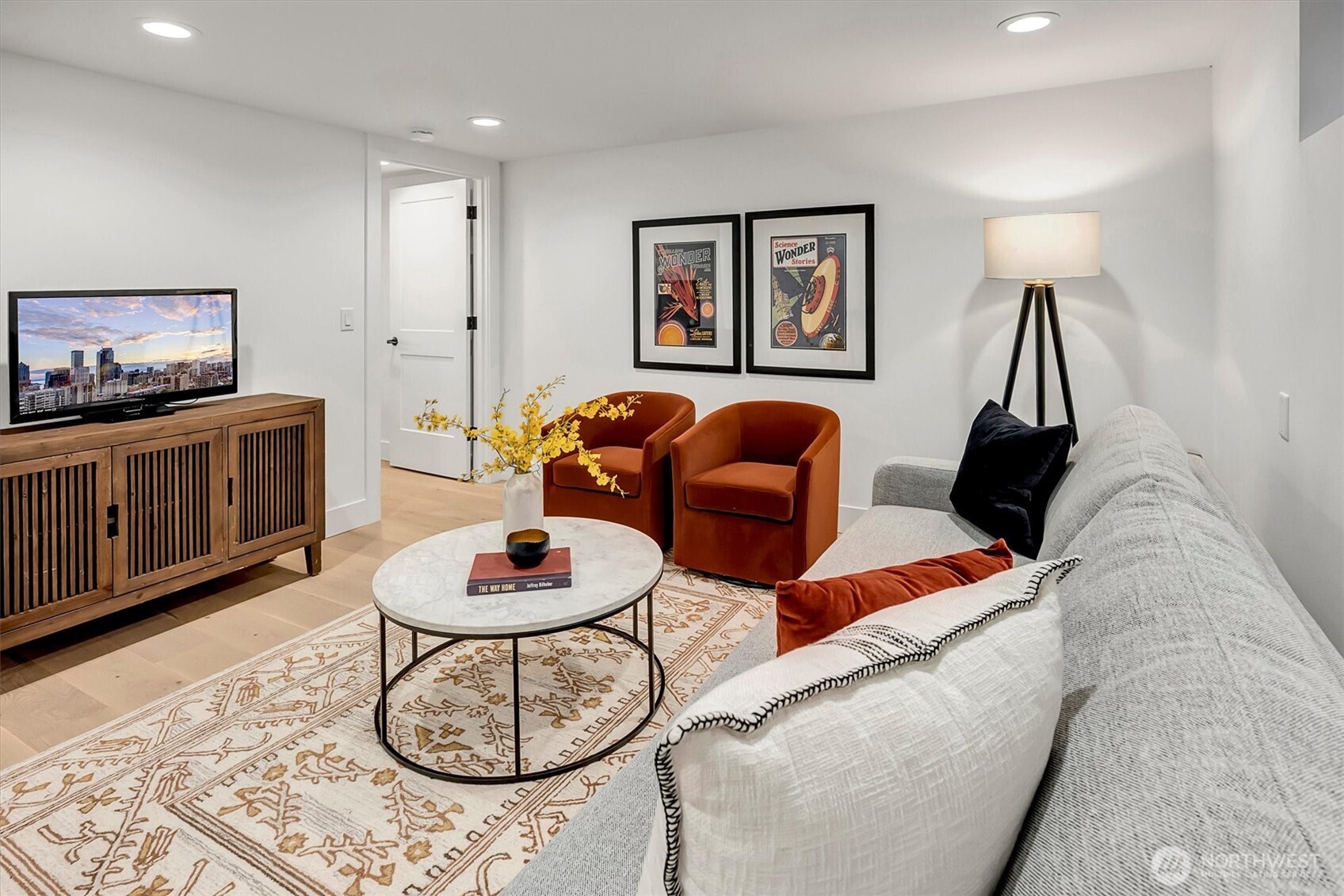 505 W Kinnear Place , Seattle, WA 98119