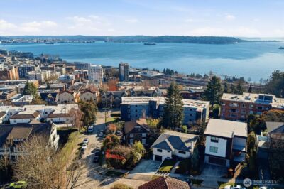 505 W Kinnear Place , Seattle, WA 98119 - Photo 23