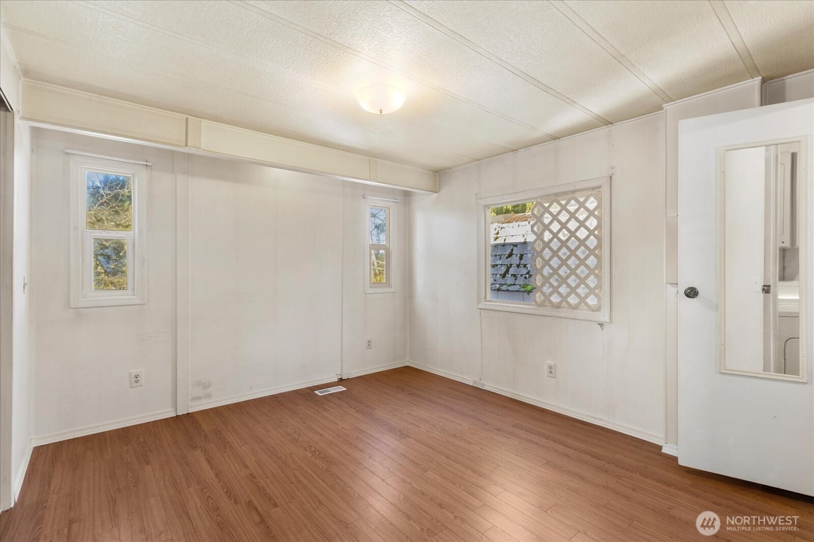 4111 164th Street SW #43, Lynnwood, WA 98087