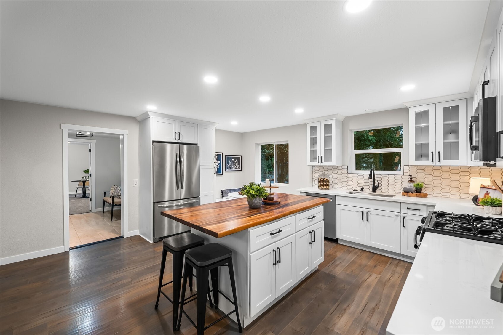 7005 54th Avenue NW, Gig Harbor, WA 98335