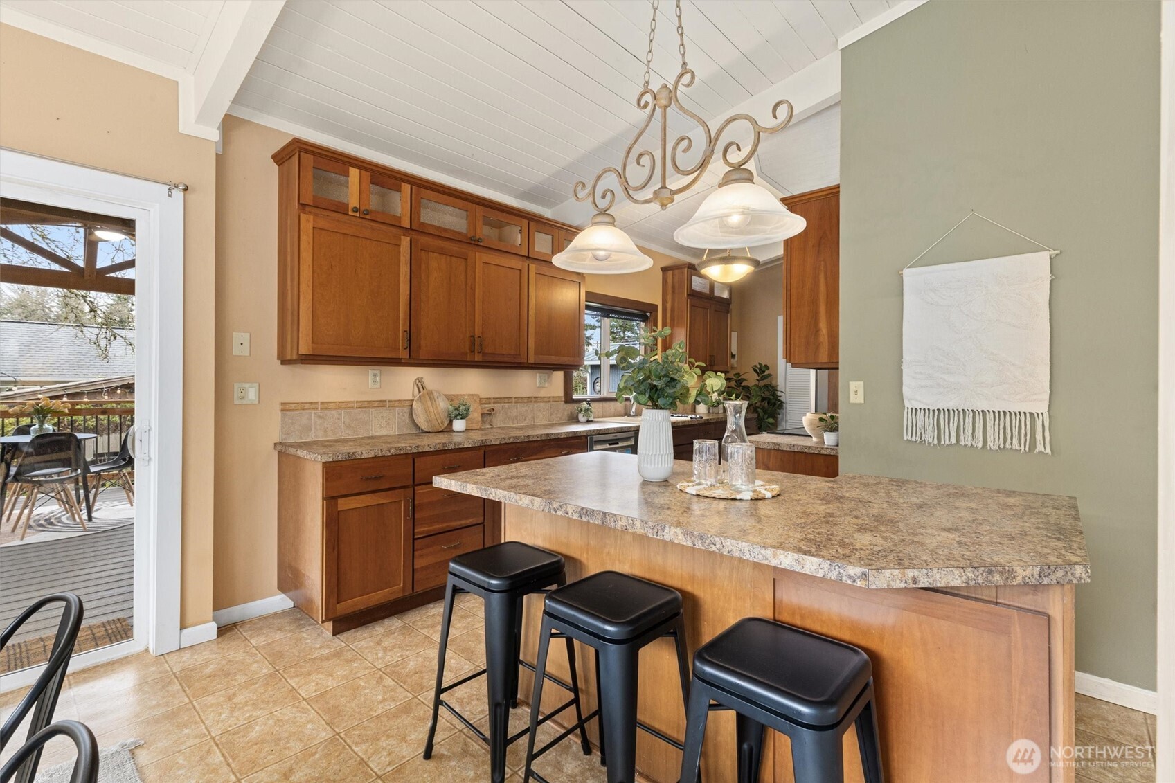 18820 48th Avenue W, Lynnwood, WA 98036