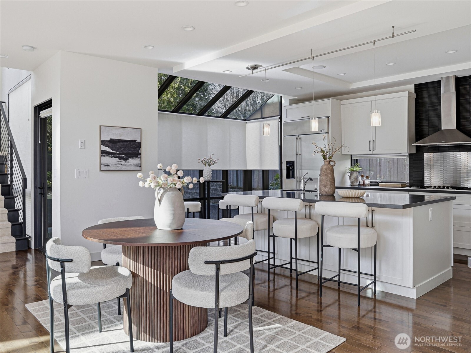 719 99th Avenue NE, Bellevue, WA 98004