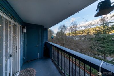 15917 Waynita Way NE #E206, Bothell, WA 98011 - Photo 19