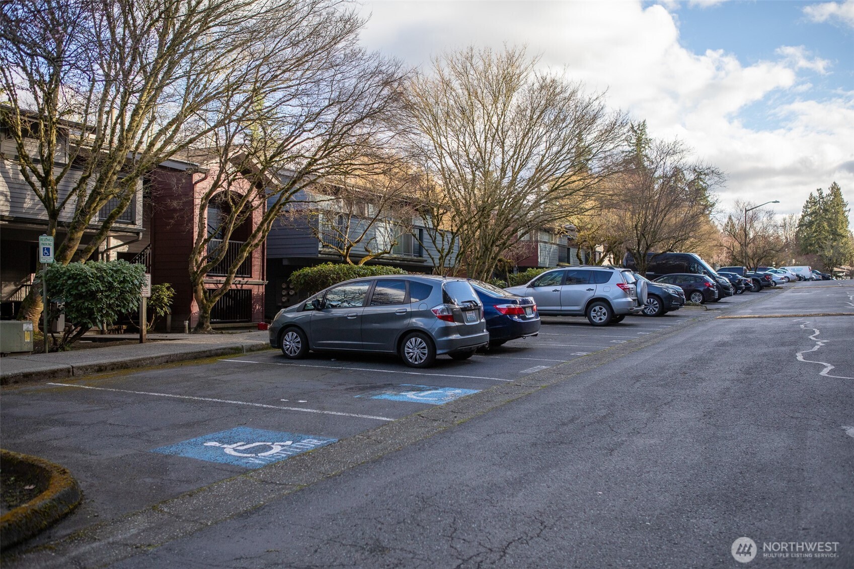 15917 Waynita Way NE #E206, Bothell, WA 98011