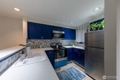 15917 Waynita Way NE #E206, Bothell, WA 98011 - Photo 9