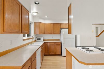 4733 Carlton Road , Everett, WA 98203-2936 - Photo 5