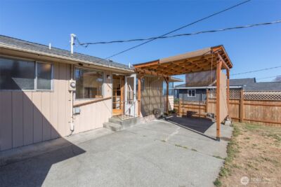 124 Fogarty Avenue , Port Angeles, WA 98362 - Photo 17