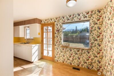 124 Fogarty Avenue , Port Angeles, WA 98362 - Photo 20