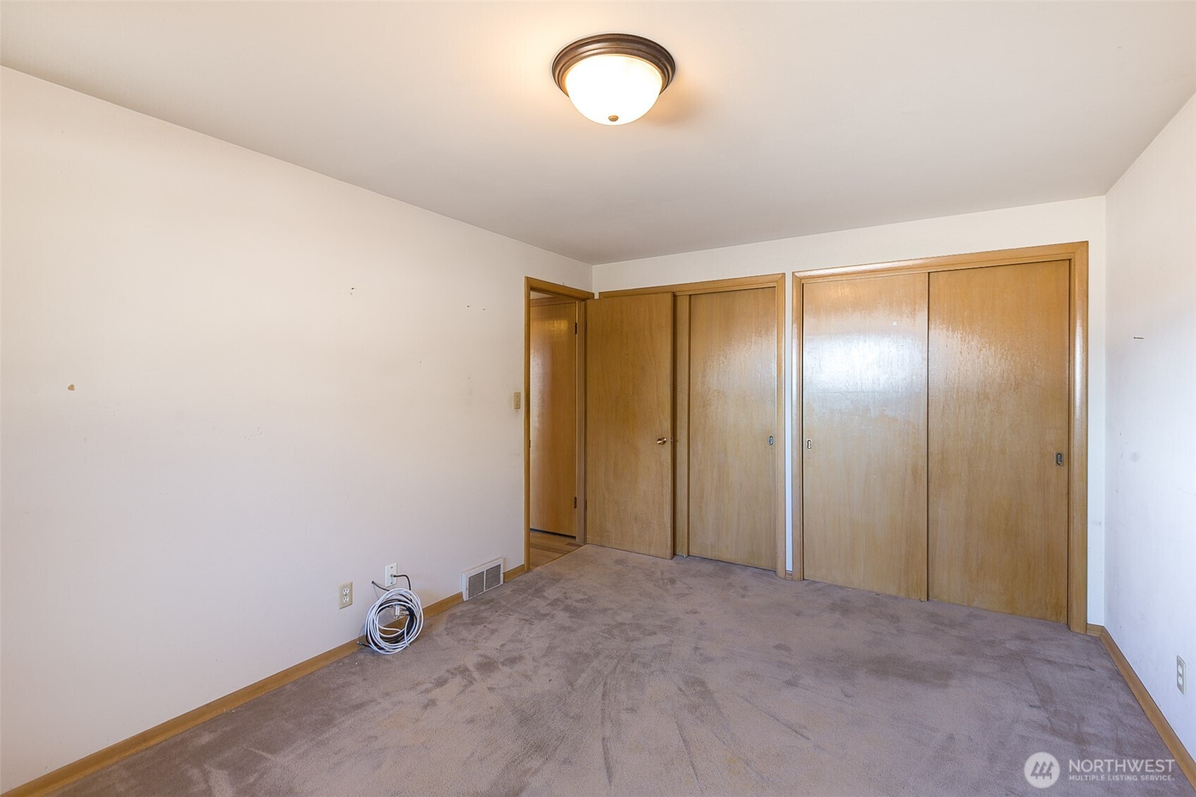 124 Fogarty Avenue , Port Angeles, WA 98362