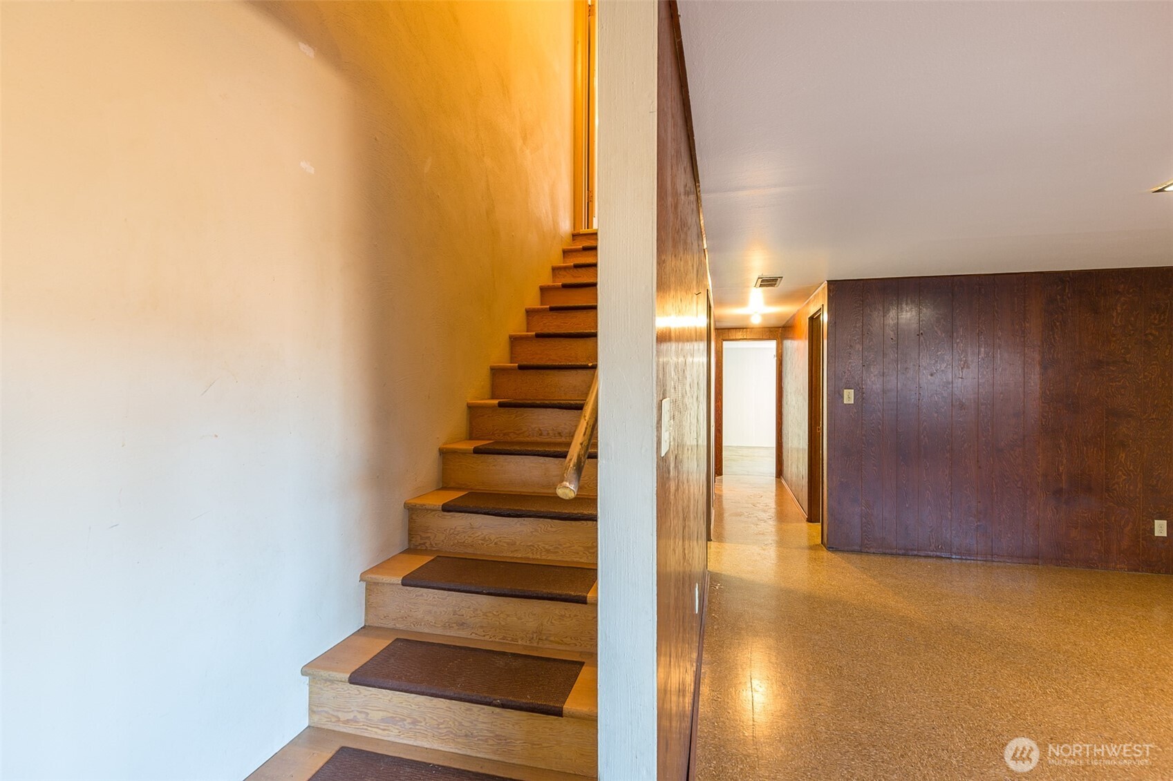 124 Fogarty Avenue , Port Angeles, WA 98362