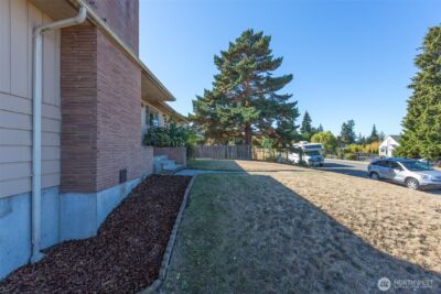 124 Fogarty Avenue , Port Angeles, WA 98362 - Photo 9