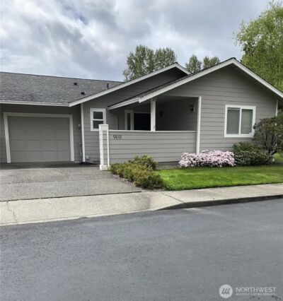 900 NW Leisure Lane , Bremerton, WA 98311