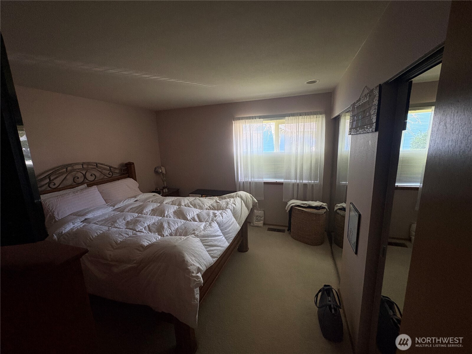 900 NW Leisure Lane , Bremerton, WA 98311