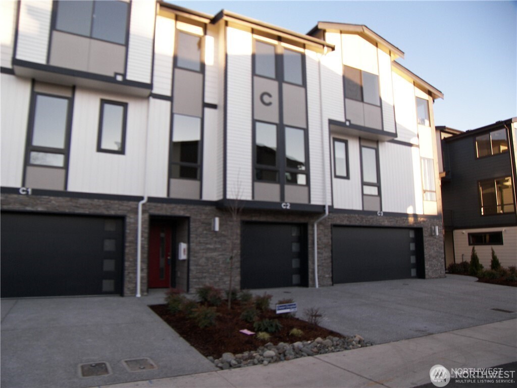 729 112th Street SW #C2, Everett, WA 98204