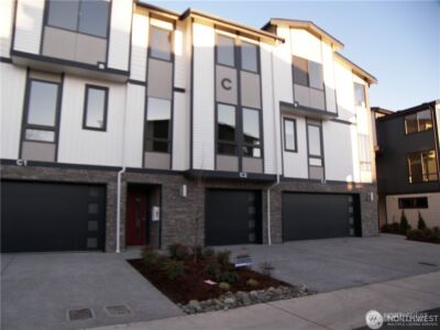 729 112th Street SW #C2, Everett, WA 98204 - Photo 1
