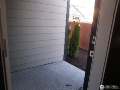 729 112th Street SW #C2, Everett, WA 98204 - Photo 2