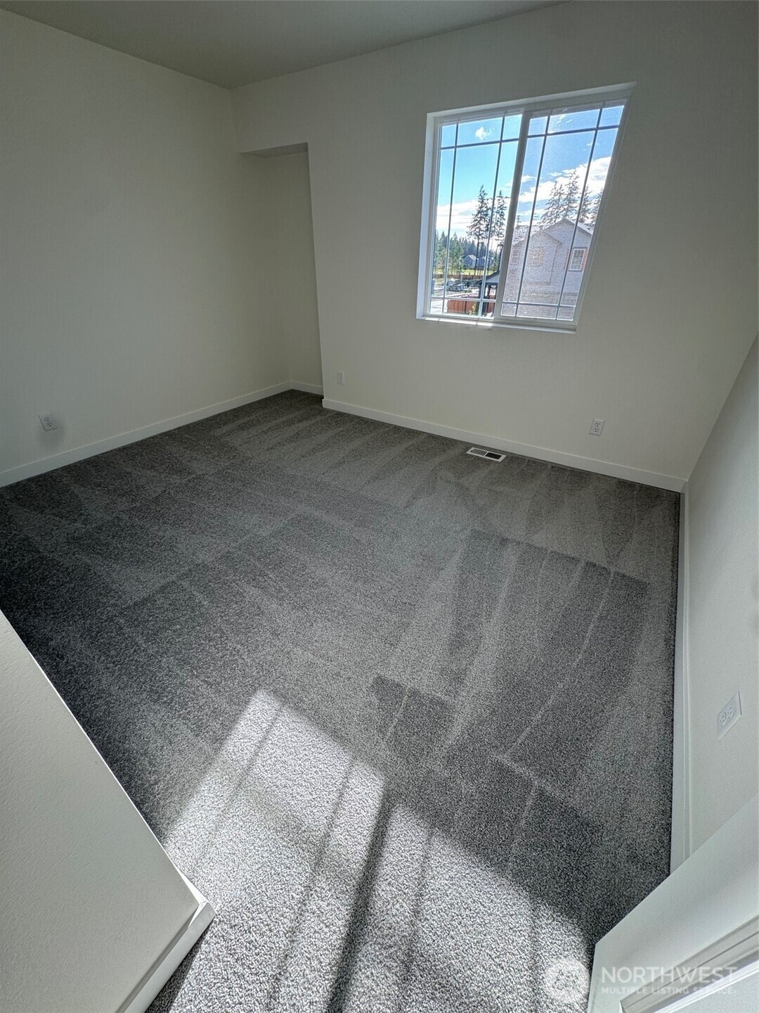 1936 NW Meadowview Drive #10, Poulsbo, WA 98370