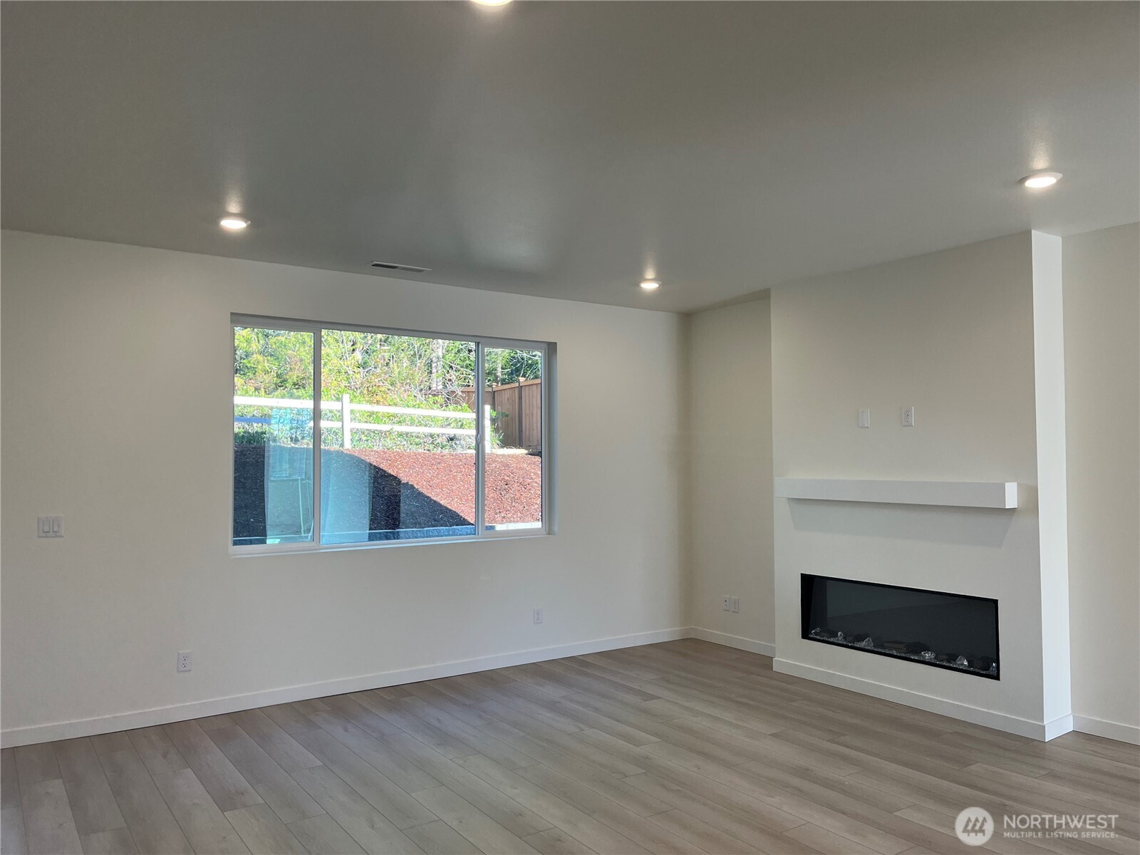 1936 NW Meadowview Drive #10, Poulsbo, WA 98370