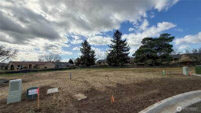 1180 Fortune Drive , Walla Walla, WA 99362-1222 - Photo 2