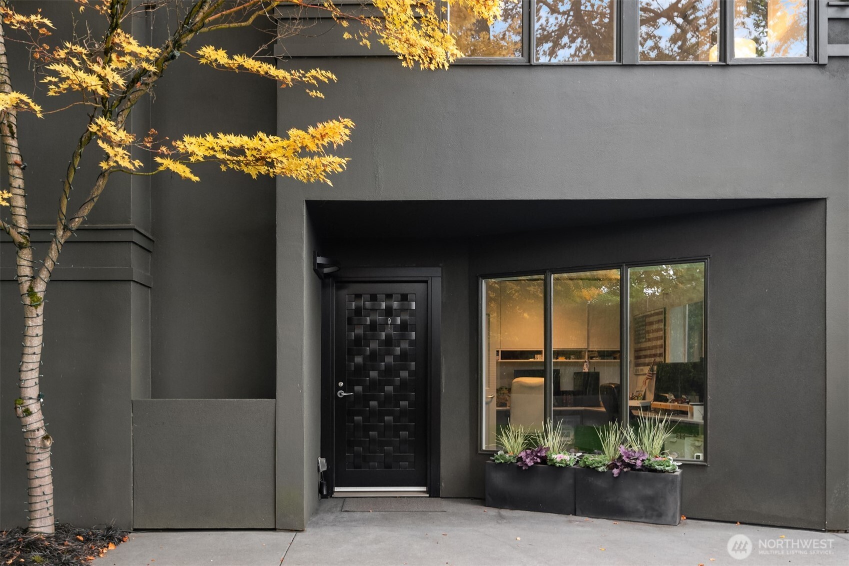 1615 39th Avenue E, Seattle, WA 98112