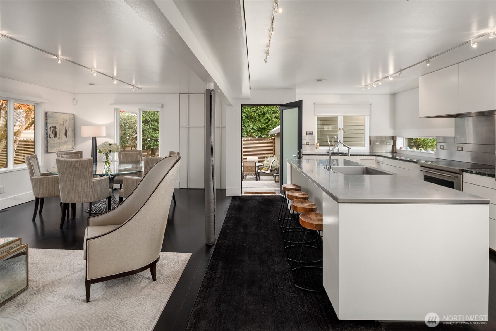 1615 39th Avenue E, Seattle, WA 98112