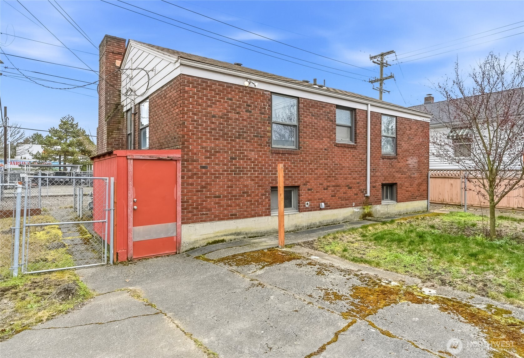 9017 14th Avenue S, Seattle, WA 98108