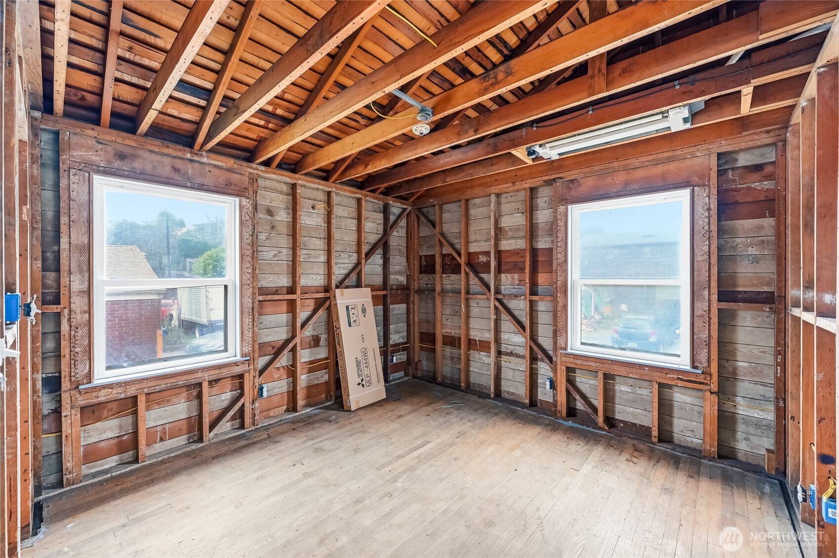 9017 14th Avenue S, Seattle, WA 98108