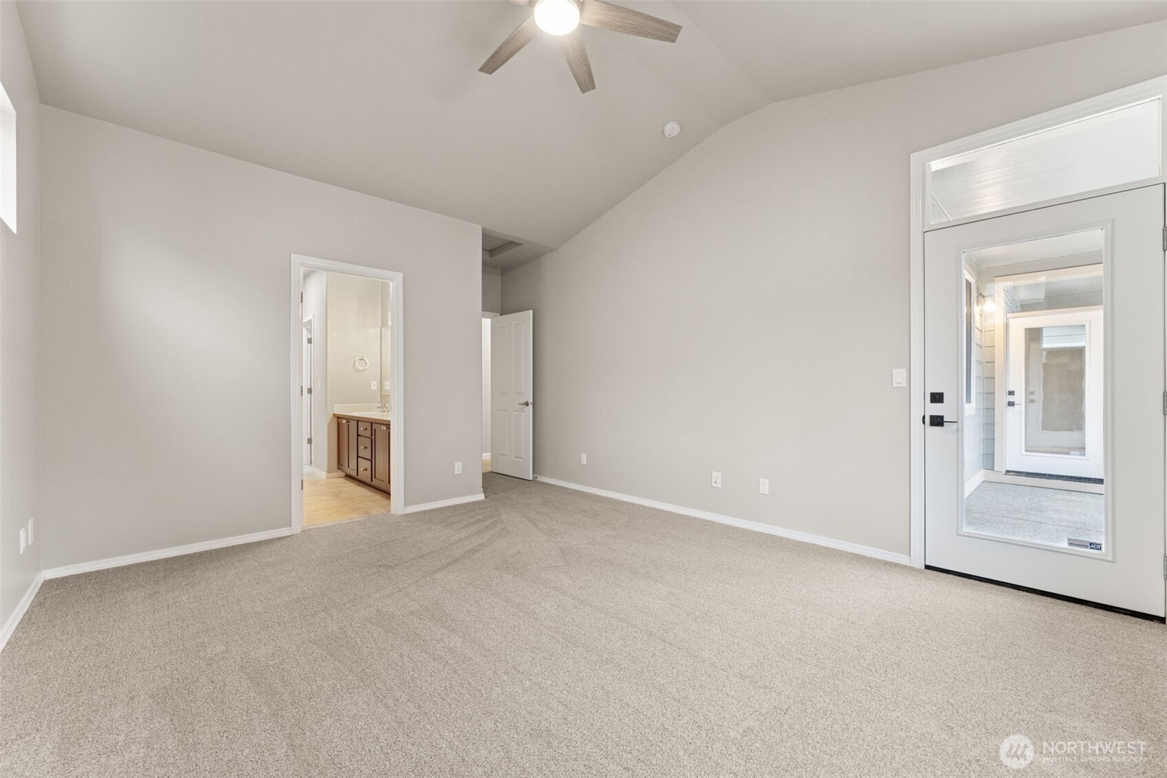 9248 Periwinkle Loop NE, Olympia, WA 98516