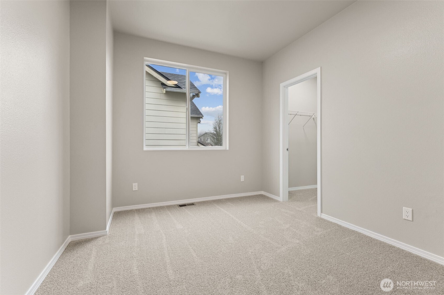 9248 Periwinkle Loop NE, Olympia, WA 98516