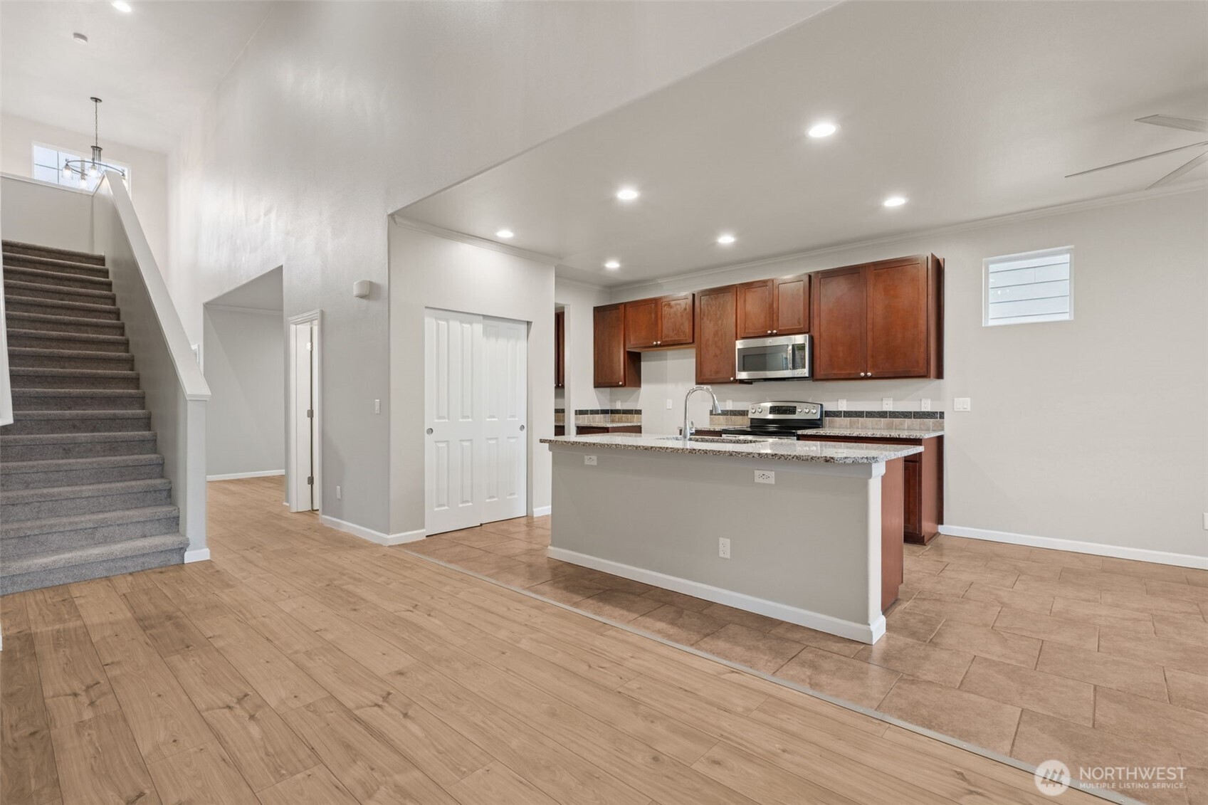 9248 Periwinkle Loop NE, Olympia, WA 98516