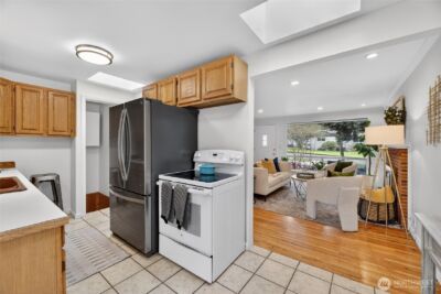 3850 49th Avenue SW, Seattle, WA 98116-3607 - Photo 14