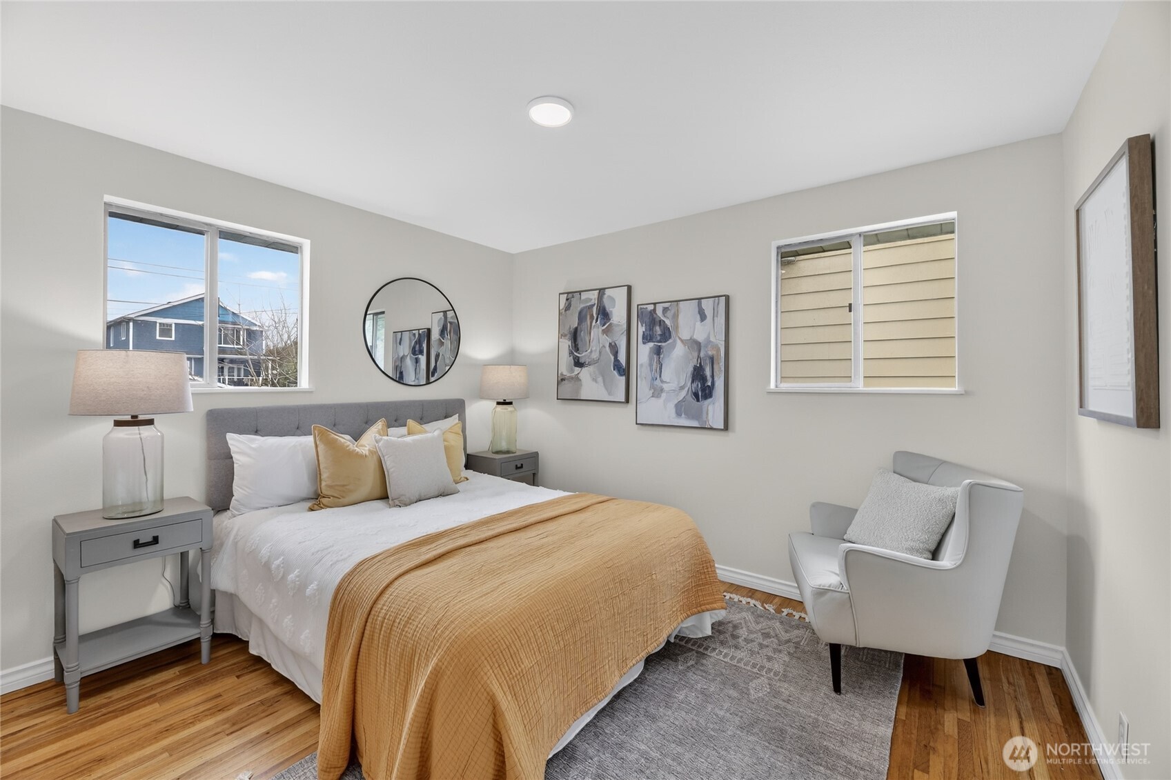 3850 49th Avenue SW, Seattle, WA 98116-3607