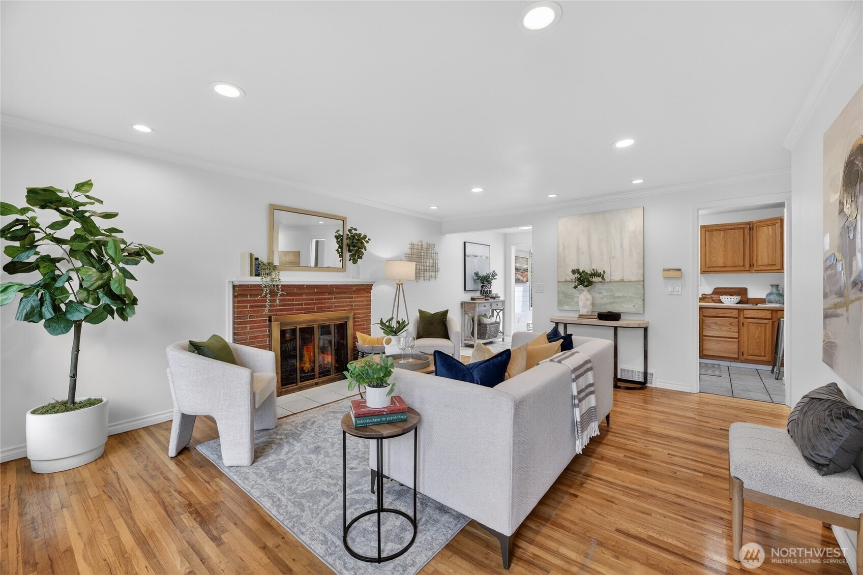 3850 49th Avenue SW, Seattle, WA 98116-3607