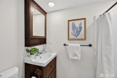 3850 49th Avenue SW, Seattle, WA 98116-3607 - Photo 26