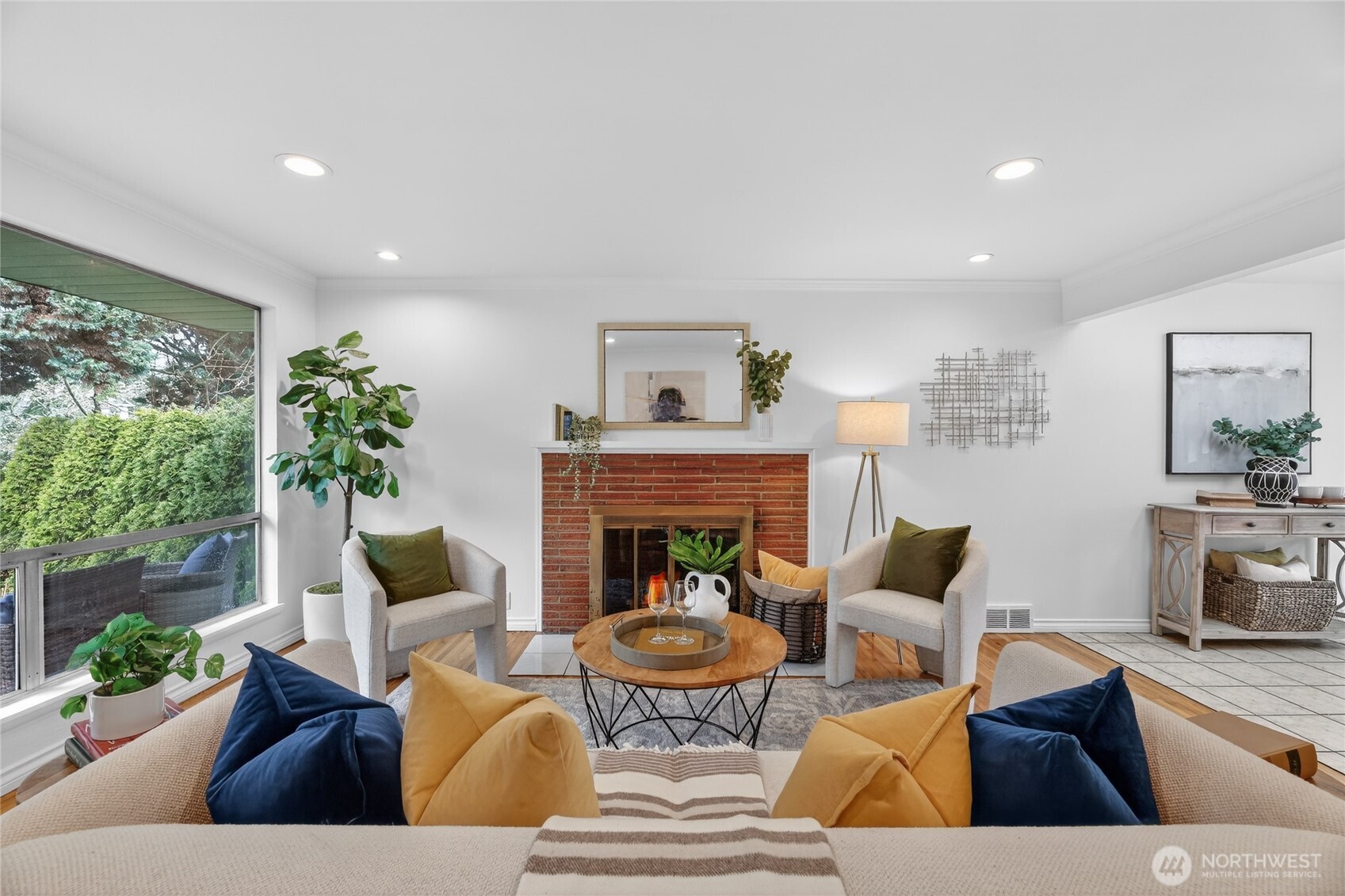 3850 49th Avenue SW, Seattle, WA 98116-3607