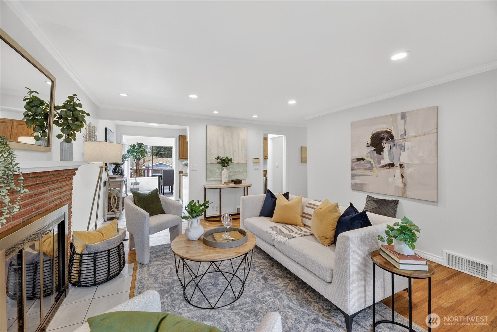 3850 49th Avenue SW, Seattle, WA 98116-3607