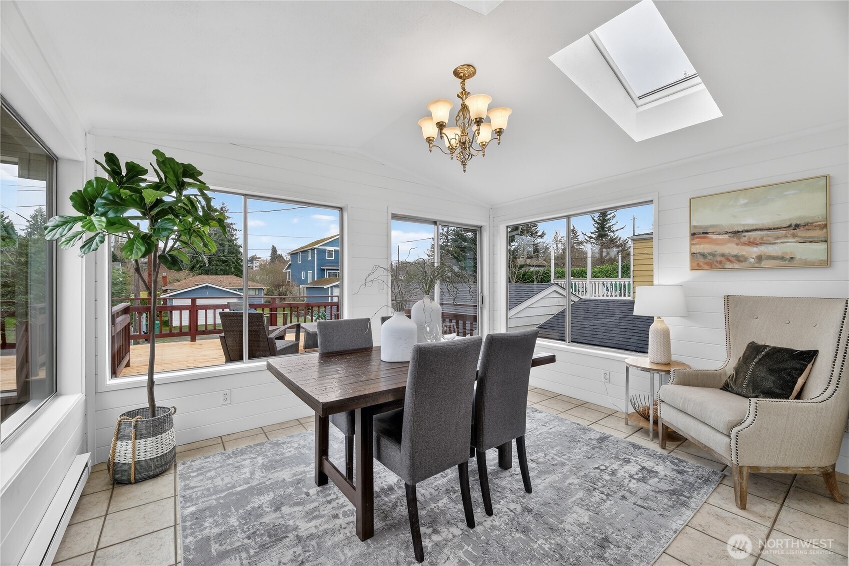 3850 49th Avenue SW, Seattle, WA 98116-3607