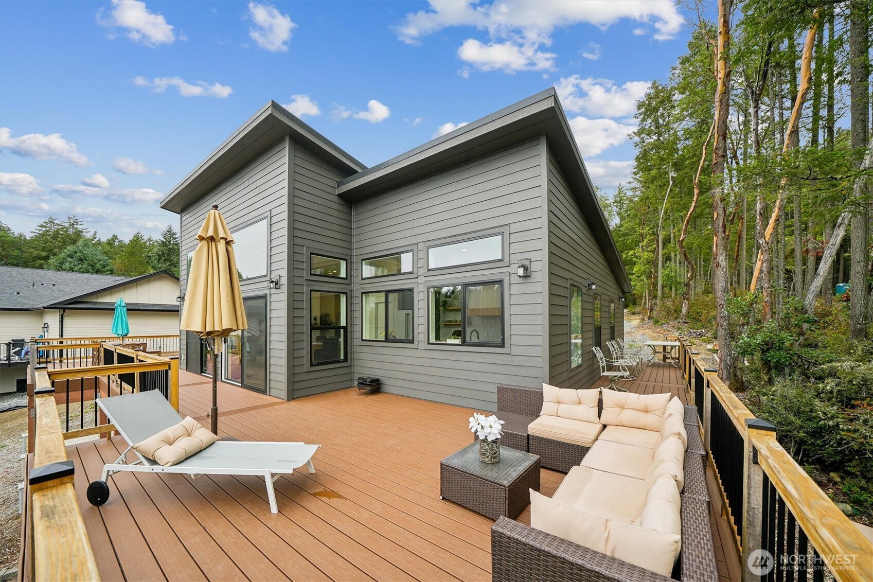 9705 117th Avenue , Anderson Island, WA 98303