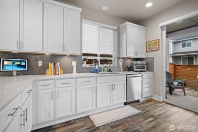 18815 Eagle Ridge Drive E, Bonney Lake, WA 98391 - Photo 10