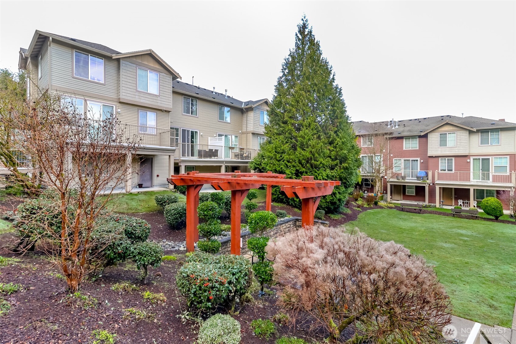 15325 SE 155th Place #I-3, Renton, WA 98058