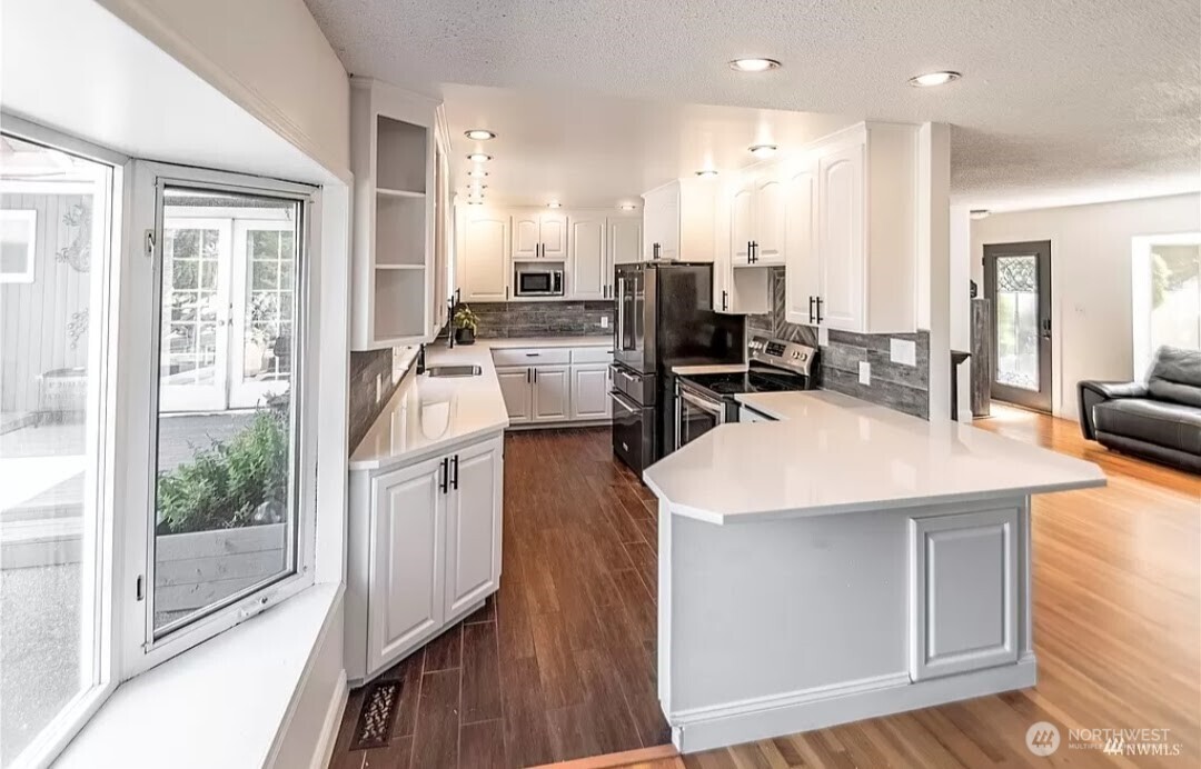 1810 S 261st Place , Des Moines, WA 98198