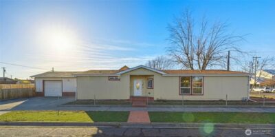 310 S 10th Avenue , Walla Walla, WA 99362