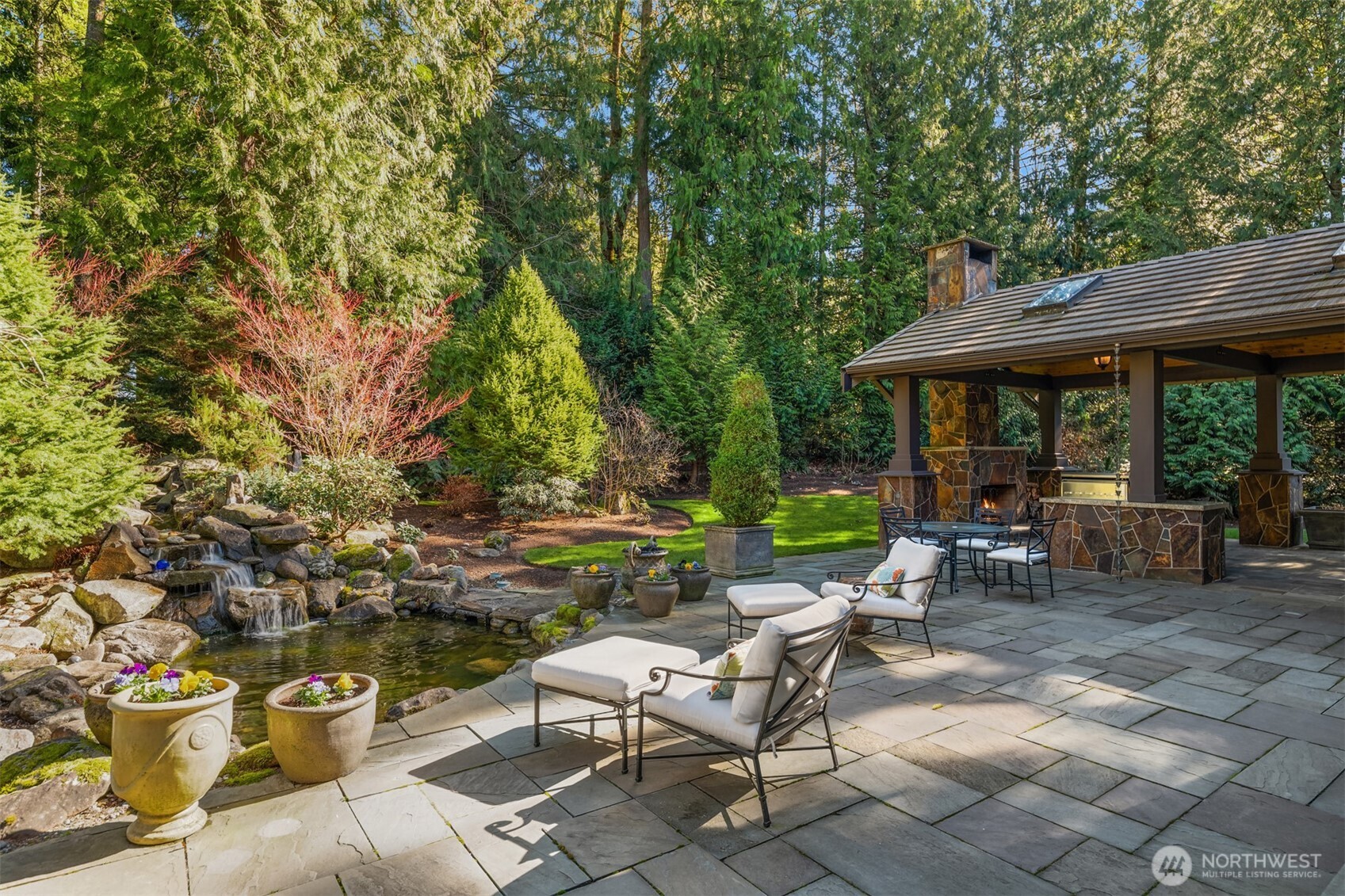 1320 289th Avenue NE, Carnation, WA 98014