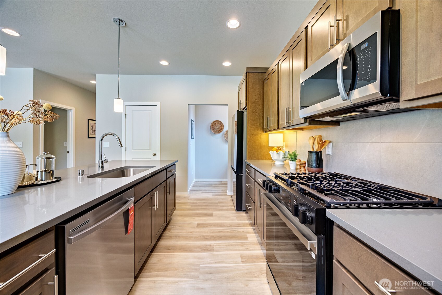 252 NE Shadowhawk Lane , Bremerton, WA 98311