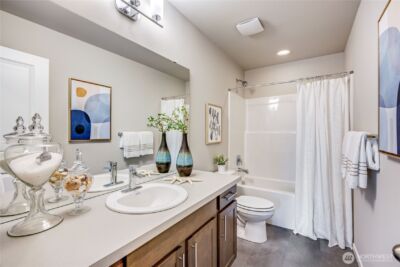 252 NE Shadowhawk Lane , Bremerton, WA 98311 - Photo 38